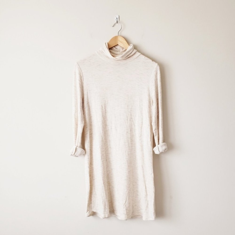 A&F Oatmeal Super Soft Dress